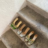 Prada kitten heels (36)