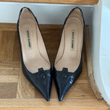 Manolo Blahnik mules (37)