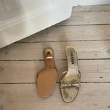 Prada sandals (37)